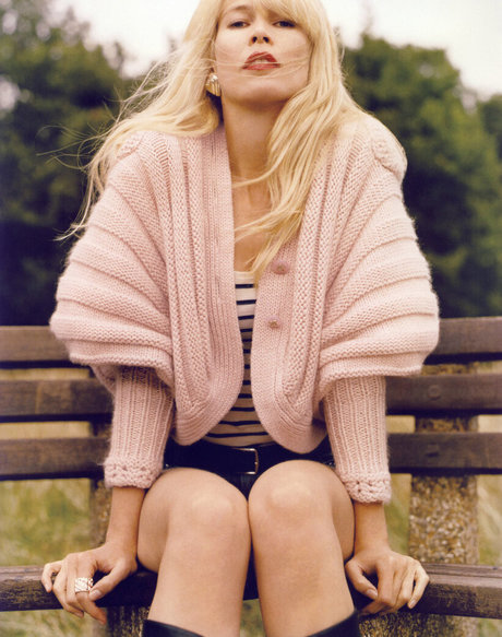 Claudia Schiffer model sexy pics