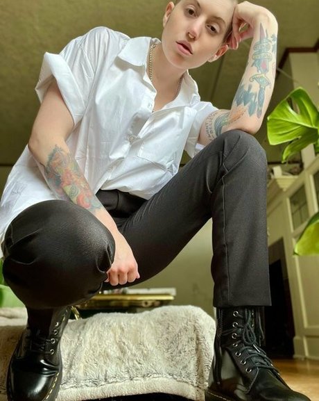 Wesley Fox pornstar adult photos