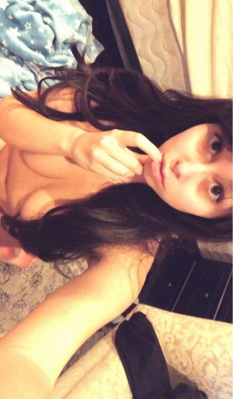 Shoe0nhead porn model archive