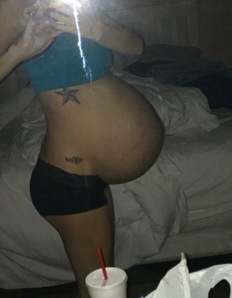 Milkmama exclusive pornstar photos