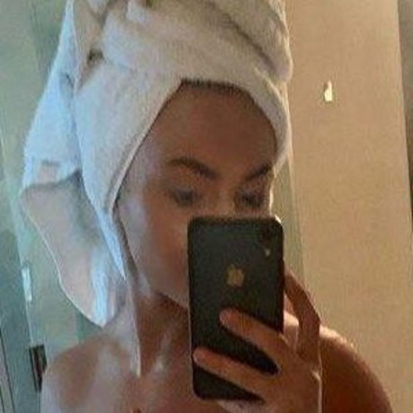 FitFaithVip model hd picture