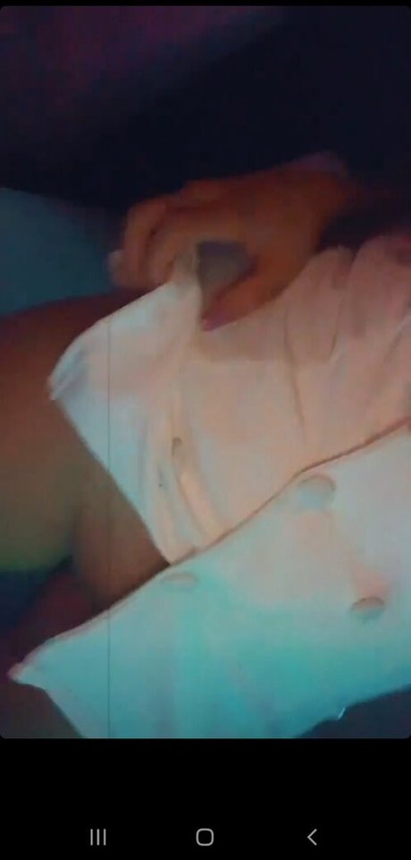 Ariela Chalhoub star naked photo