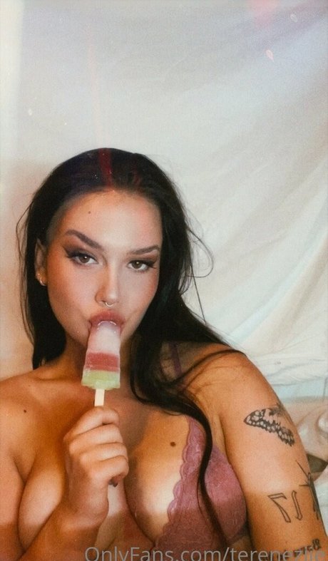 terenezije model erotic pics