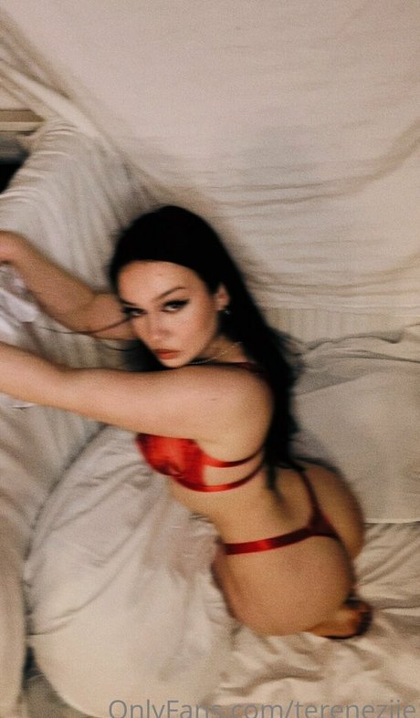 terenezije model nice photo