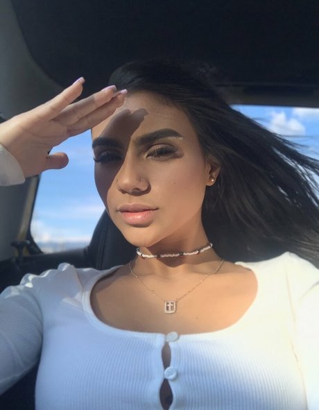 Paloma Salvatore star high quality photos