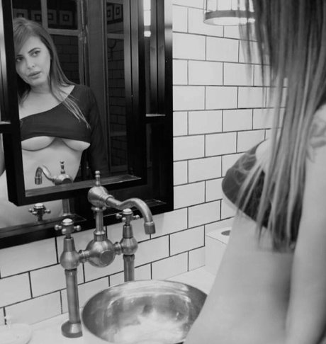 Silvina Luna star sex img