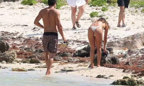 Paula Fernandes beautiful star img