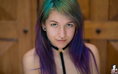 Wingsweak high quality actress pics