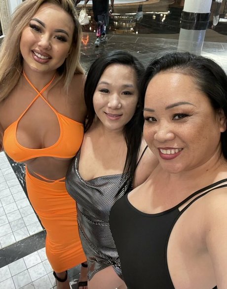 sugar4u21 erotic model pics