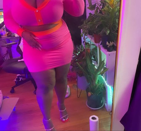 Xmiramira model perfect pictures