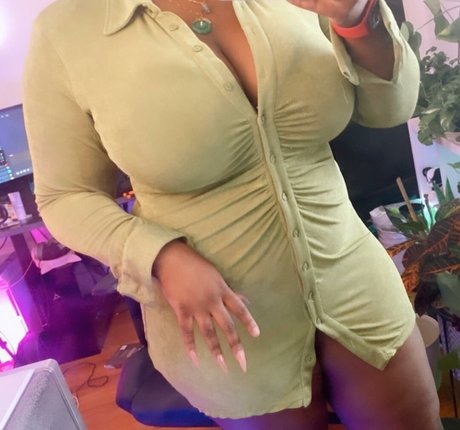 Xmiramira sexy pornstar pics