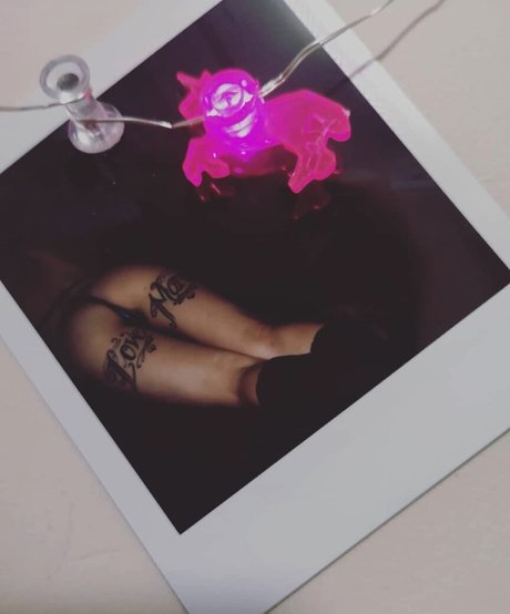 Bambiicandy pornstar erotic img