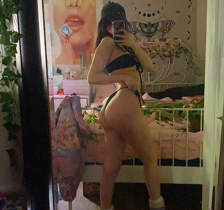 egirlmac nudes actress gallery