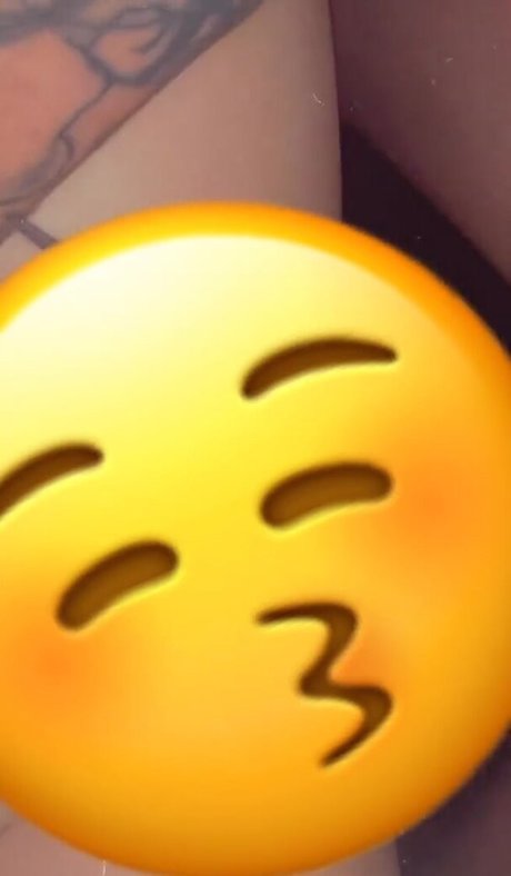 Trinbabiie nudes pornstar photo