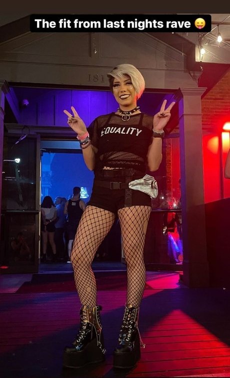 Namii cos sex model img