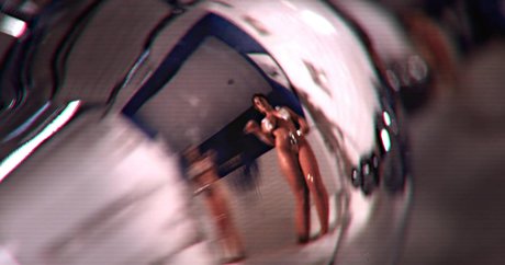 Alexis Naiomi star top picture