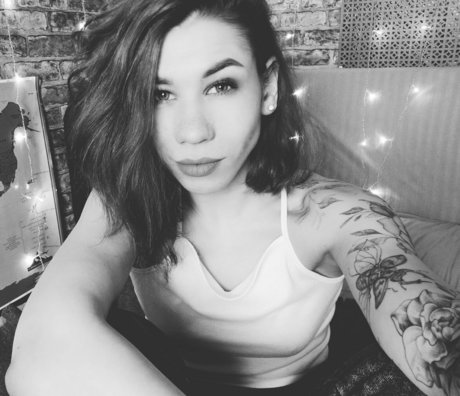 Rock it Kelly model pretty images