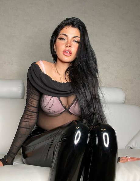 Morenamore pretty actress image