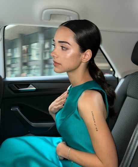 Angela Marmol nude star picture