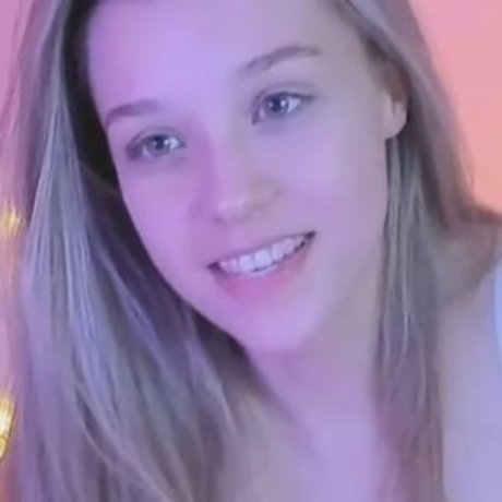 Amy__haris model hd pics