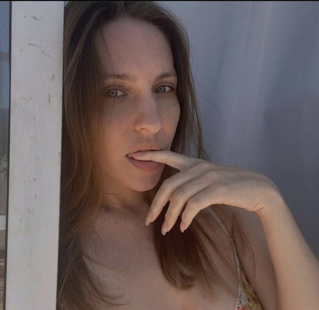 slybabe_ erotic star pics