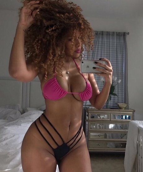 Aisha Thalia naked actress photo