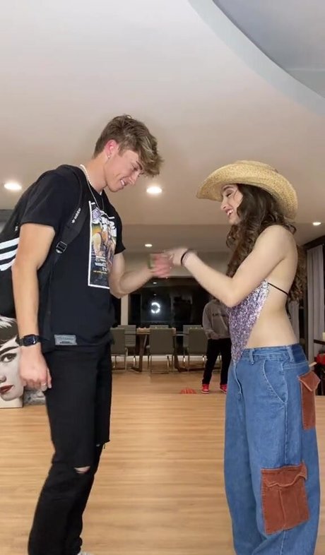 mckenzibrooke star nude picture