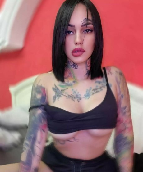 Mirciadoll model erotic pictures