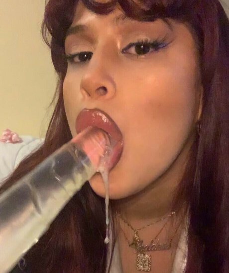 LaMoneyDiosa beautiful star photos