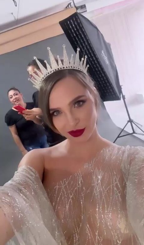 Elizabeth Loaiza sex actress pic