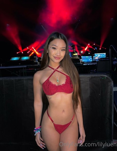 Lily Luen model art images