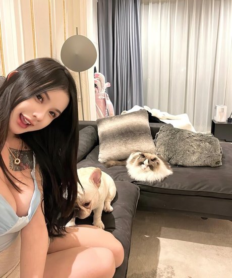 xyyoff art model archive