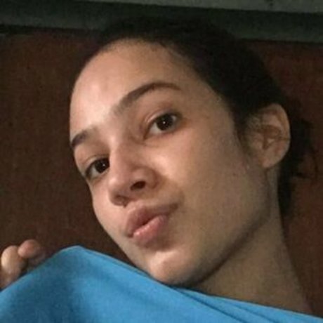 Sarah Holmes model beautiful image