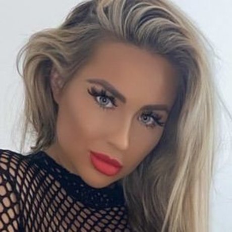 Georgia Cole beautiful actress archive