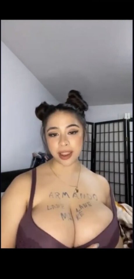 Reema Balouch star pretty photos