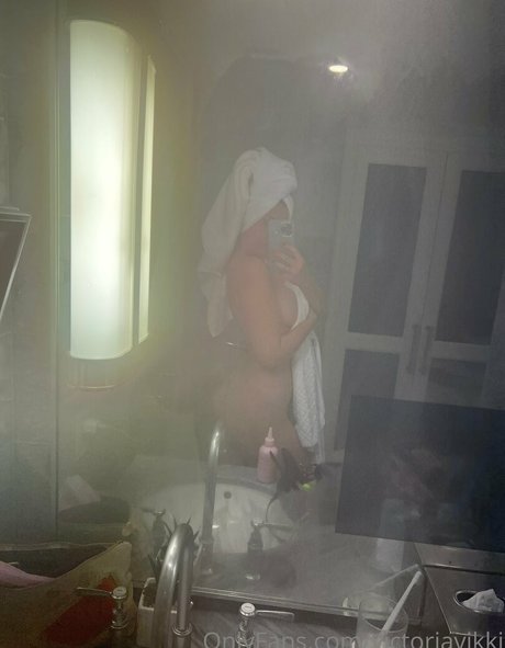 Victoria Vicki model hd picture