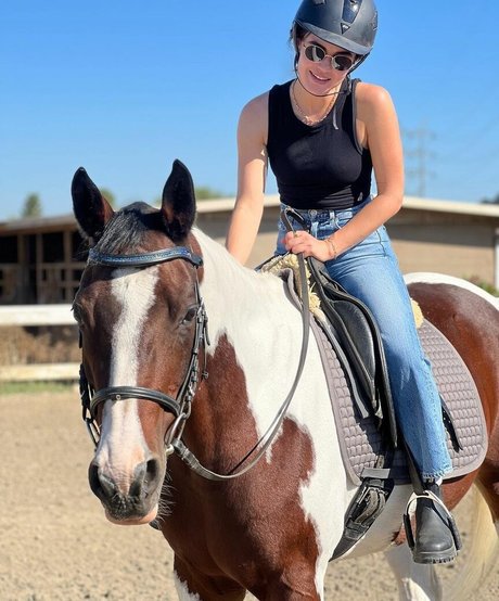 Lucy Hale pornstar free gallery