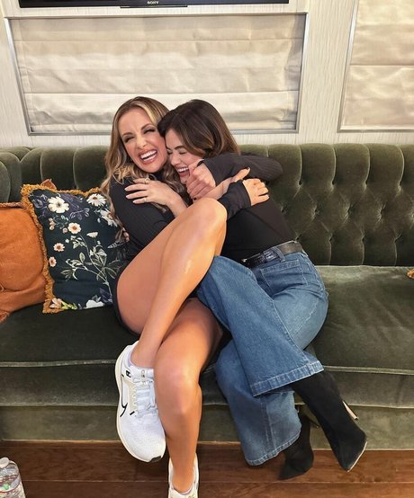 Lucy Hale adult star pic