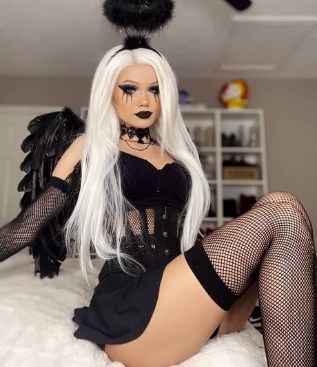 Kylee Carter pornstar perfect photo