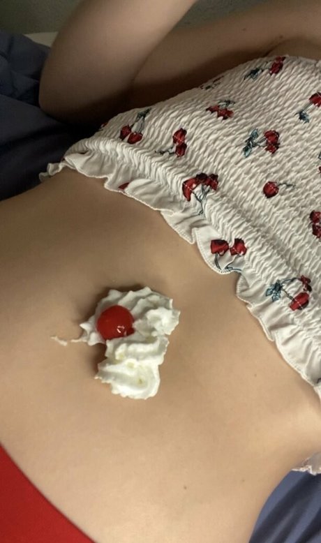 bellymodel2 star photos