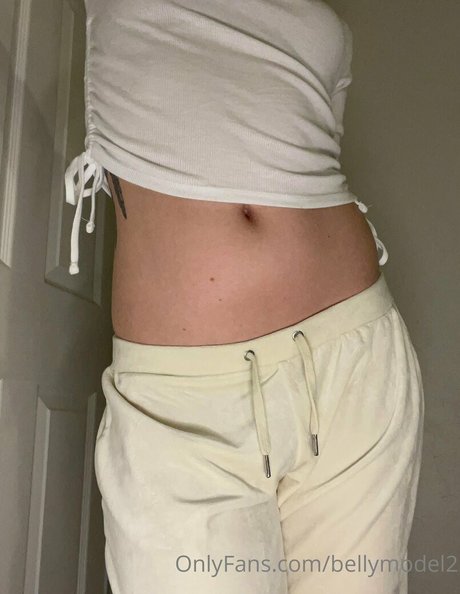 bellymodel2 star hot pics