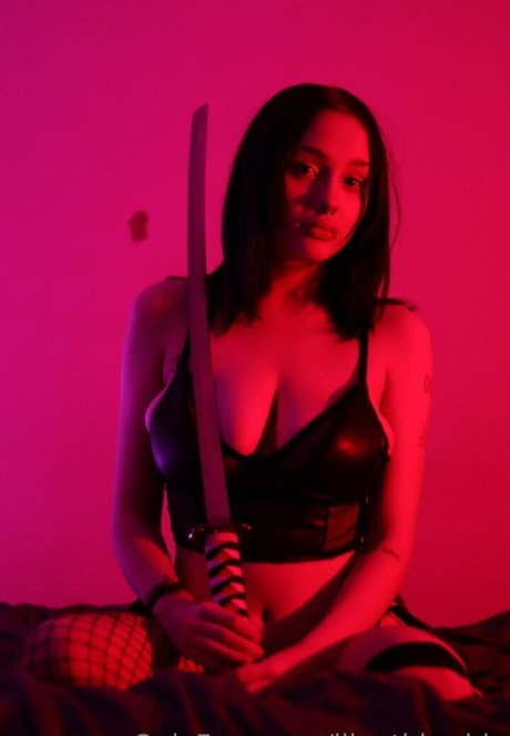 Lilgothbarbie hot star photos