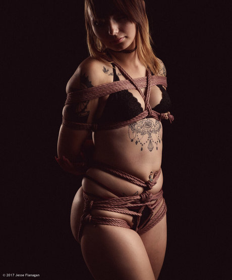 Brooke Ogden erotic pornstar picture