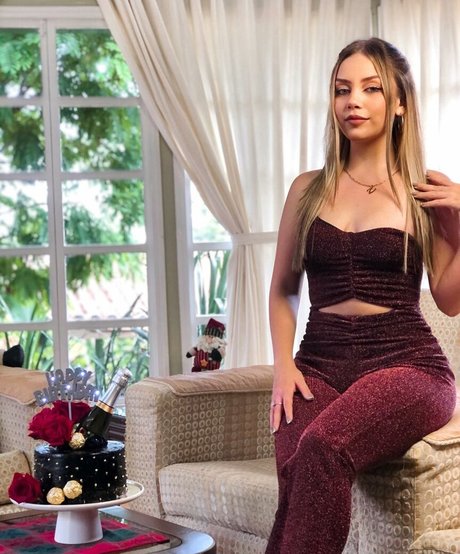 trivitv high quality actress photo