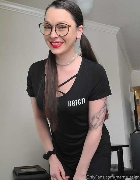 mama reign star hot image