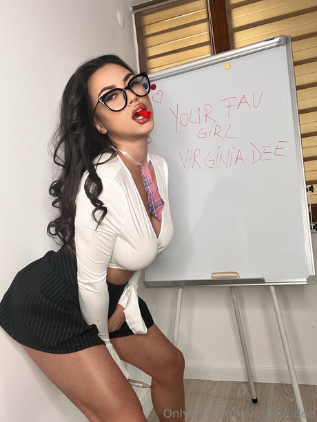 Heidii Lee_ xxx pornstar galleries