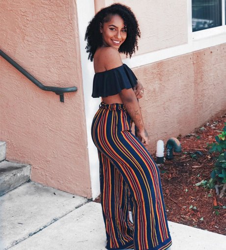 Alex Isabella pornographic model pics