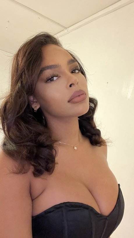 Bayliebleu model xxx images