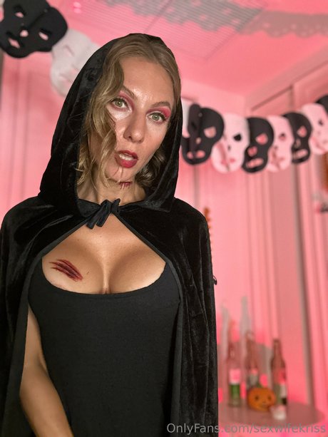 Mrs Kiss_ pornstar pics