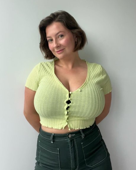 Bel Larcombe star porn img